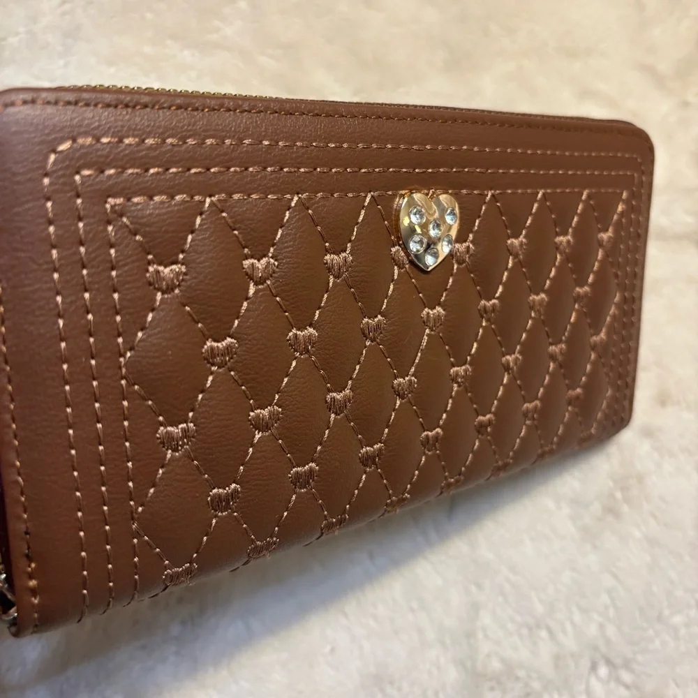 NEW Wallet Brown Quilted Embroidered Hearts Tan Threading Gold Heart Crystals